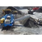 Mobile screening machine