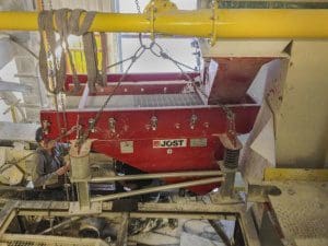 Article image of: Almatis plaatst zeefmachine van Jöst