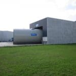 Article image of: Grootste silo ooit getransporteerd over Brugse wateren