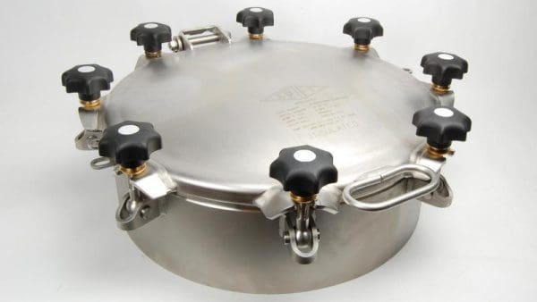 Article image of: Vernieuwde mangatdeksels met ASME keur