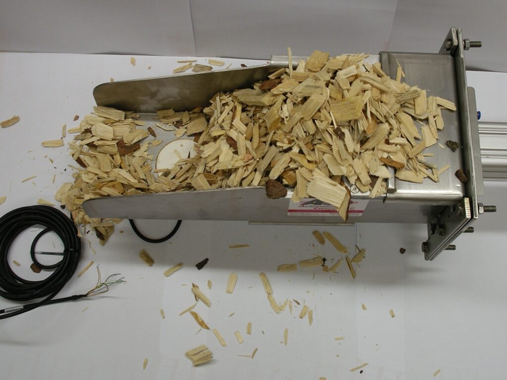 Compressing wood before measurement