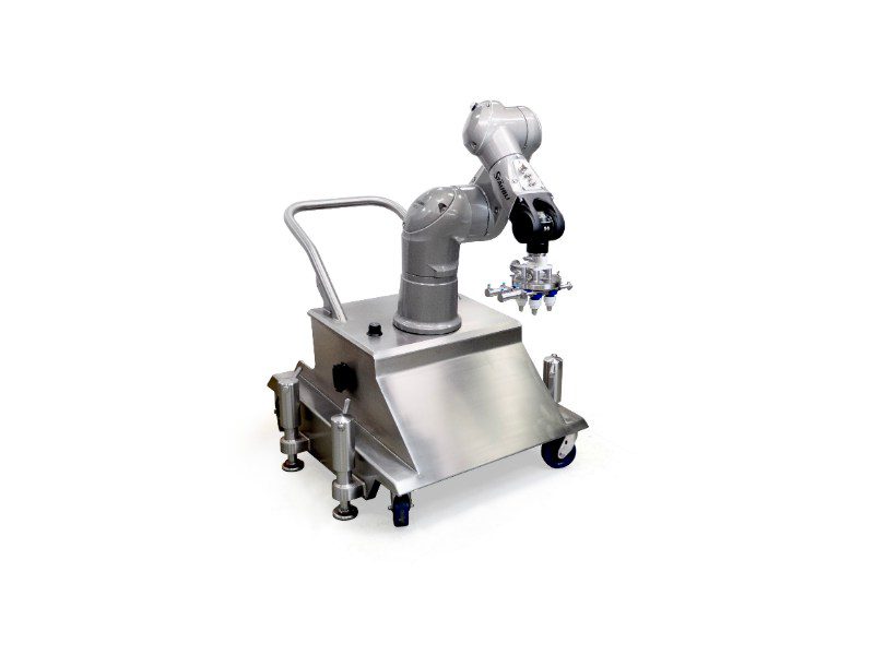 De Unifill r HIRO Robotic Cake decorator versiert taarten  met grote precisie.