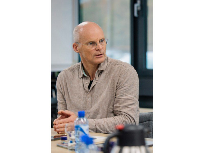 Berthram Mak (Hosokawa Micron)