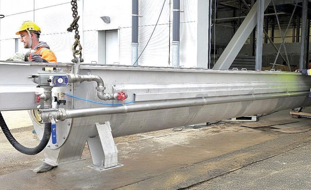 Article image of: Koelschroeven voor waterzuiveringsslib