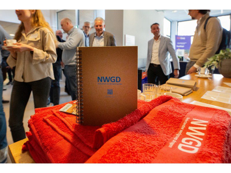 Zo’n honderd bezoekers trok deze tweede Duurzaam Drogen Dag van de Nederlandse Werkgroep Drogen. Het eerstvolgende grote evenement is het jaarlijkse NWGD Symposium op 29 september 2026 in Wageningen 
