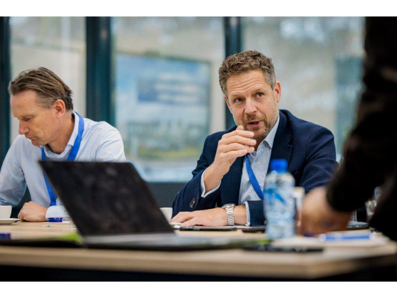 Perry Verberne, Van Beek (links) en Rieks Reyers, Dinnissen